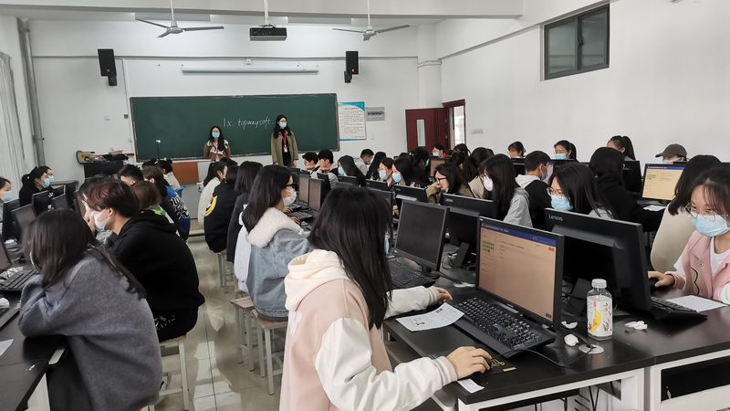人力资源证书报考条件：大专学历也能申请吗？**